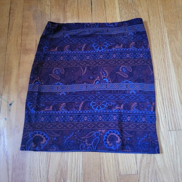 Women's Forever 21 Pattern Mini Skirt Small - Picture 3 of 4